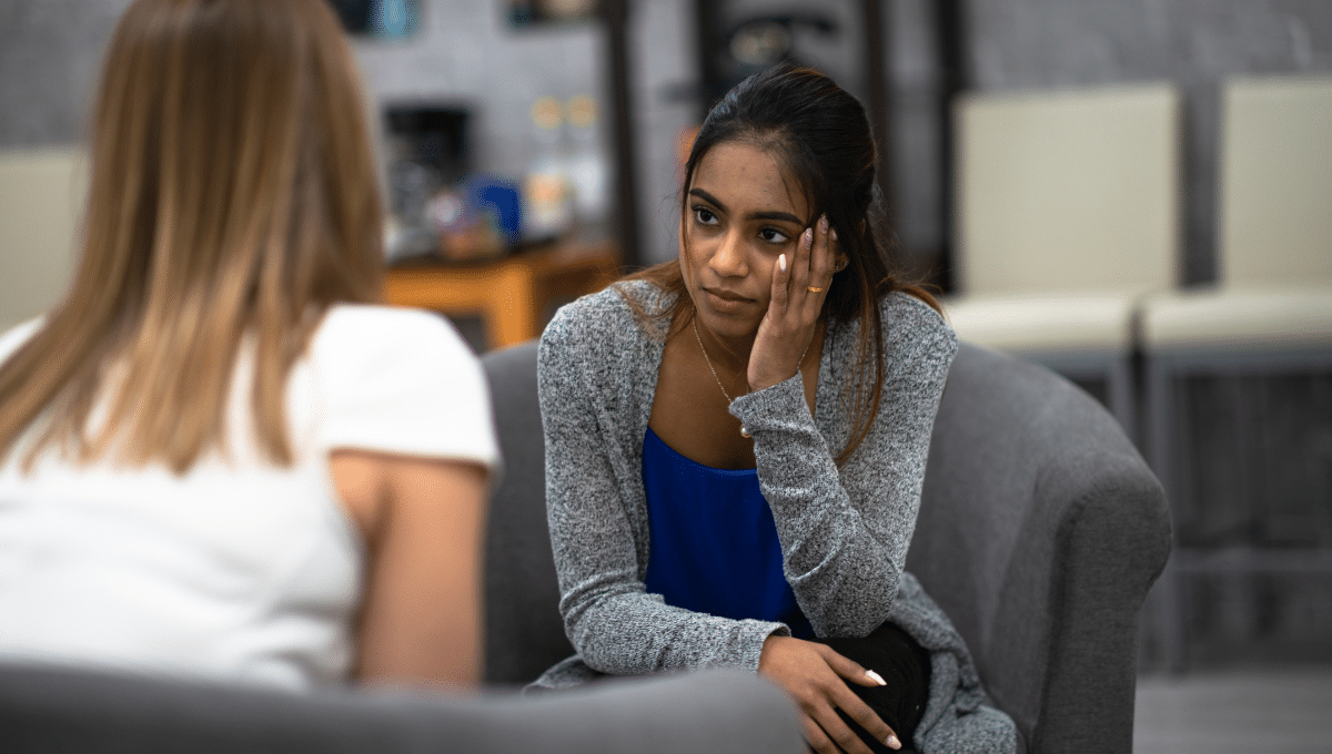 girl sitting & taking session